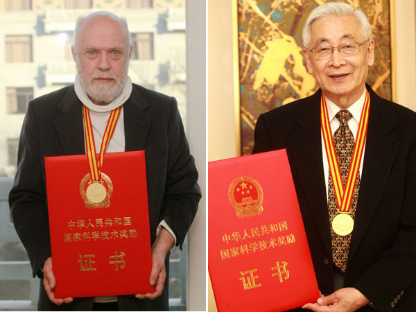 Physicist, architect take honors