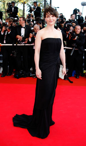 French actress Juliette Binoche arrives for an evening gala screening of Chinese director Wong Kar Wai's in-competition film
