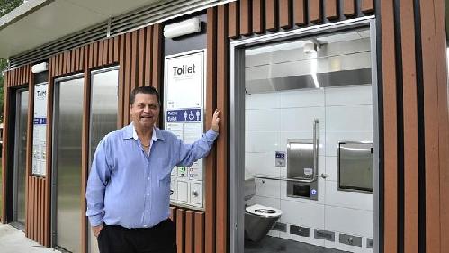 澳推自動開門智能馬桶