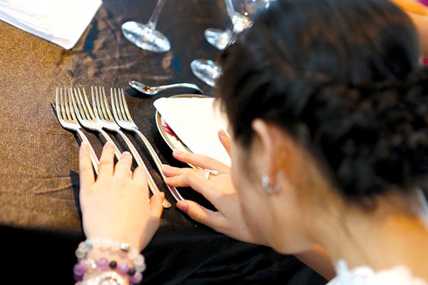 Manners maketh man, and China's wealthy